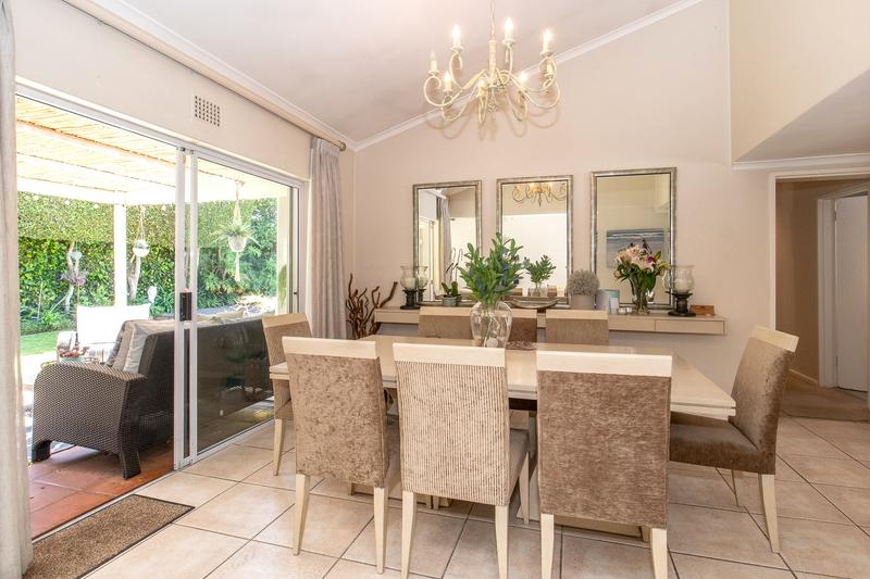 3 Bedroom Property for Sale in Constantia Western Cape